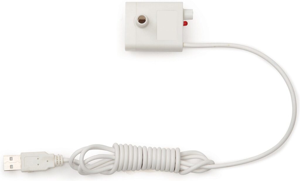 Witte USB-snoer met sensor en knop