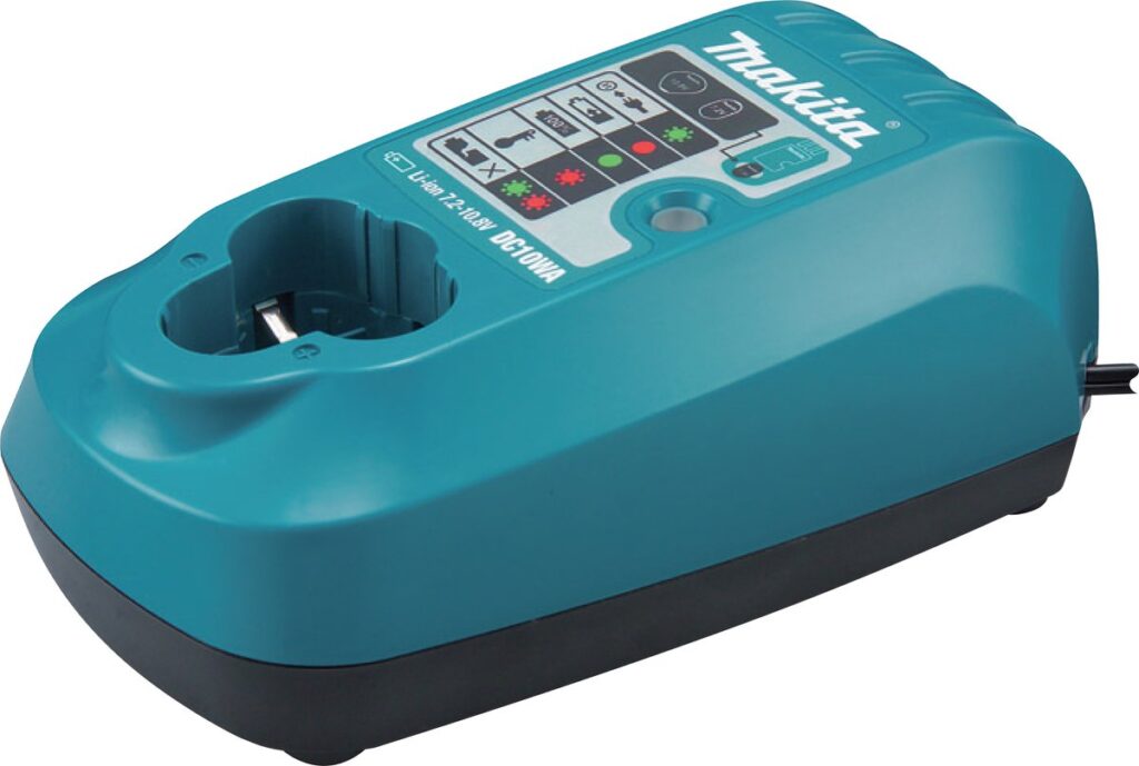 Blauwe acculader met indicatoren en aansluitpunt.