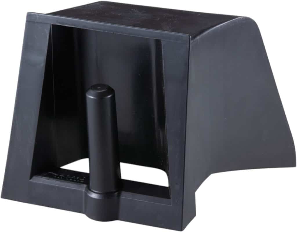 Zwart kunststof verkeerskegel met voetstuk