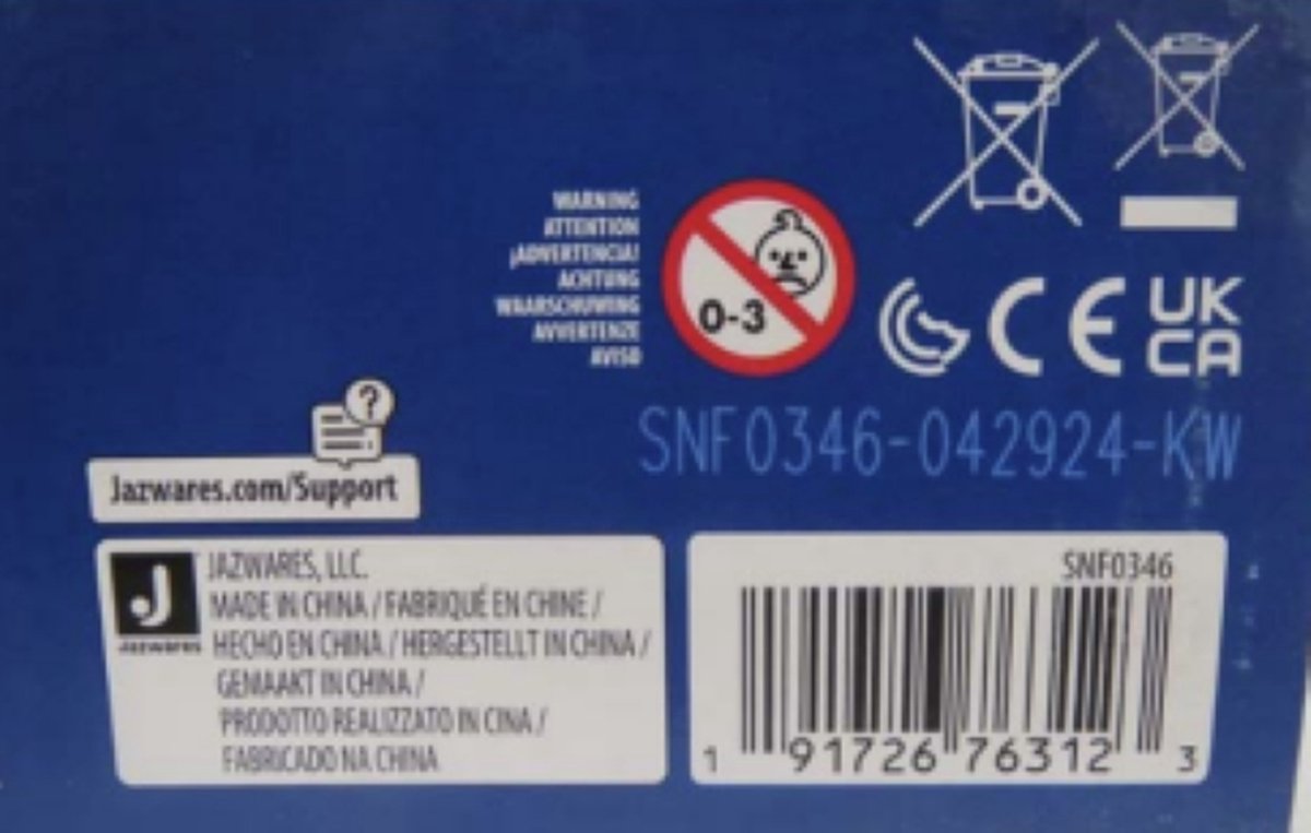 Productverpakking met veiligheidsiconen en barcode