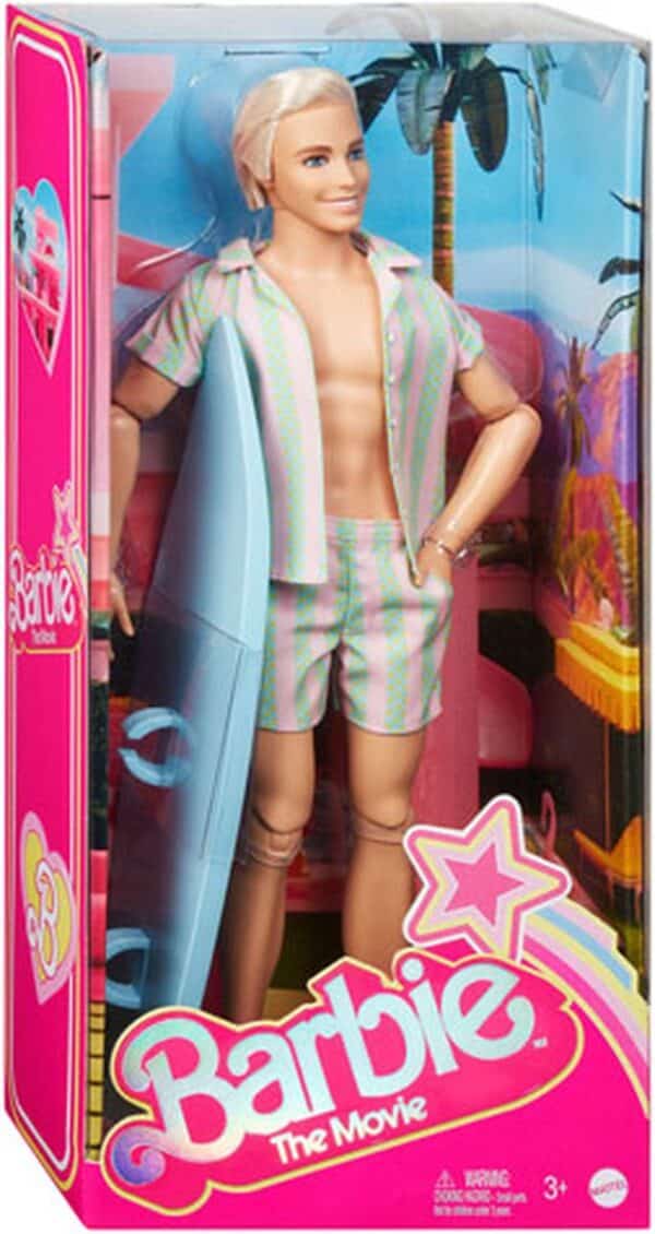 Ken-pop met surfplank in Barbie-filmverpakking.