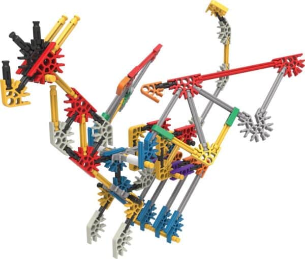 Gekleurde knikkerbaanconstructie met K'NEX-elementen.