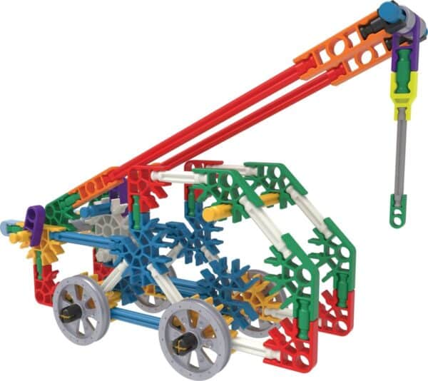 K'NEX bouwspeelgoed voertuig met kleurrijke onderdelen.