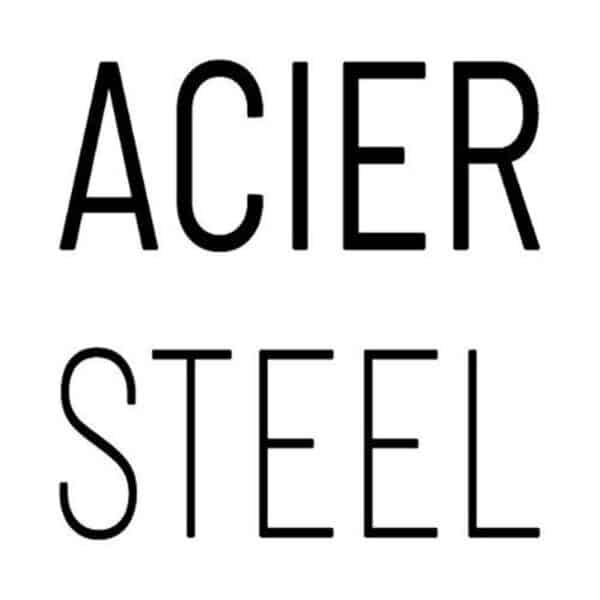 Tekst 'Acier Steel' in zwart.