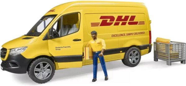 Speelgoed-DHL-bus met poppetje en karretje.