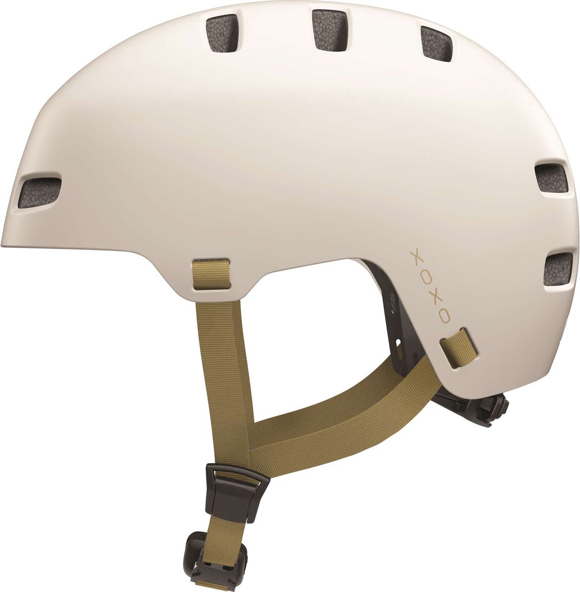 Beige skatehelm met ventilatieopeningen en verstelbare band