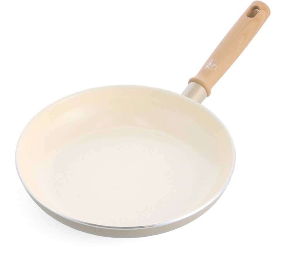 Keramische koekenpan met houten handvat