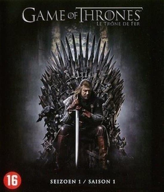 Cover Game of Thrones seizoen 1, man op ijzeren troon.