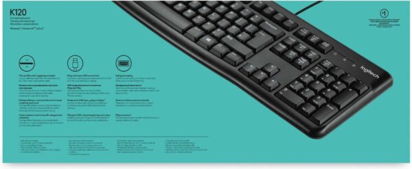 Logitech K120 bedraad toetsenbord op turquoise achtergrond.