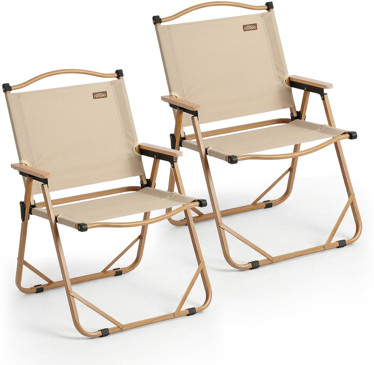 Twee beige opvouwbare campingstoelen met armleuningen