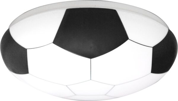 Voetbalvormige plafondlamp in zwart en wit.