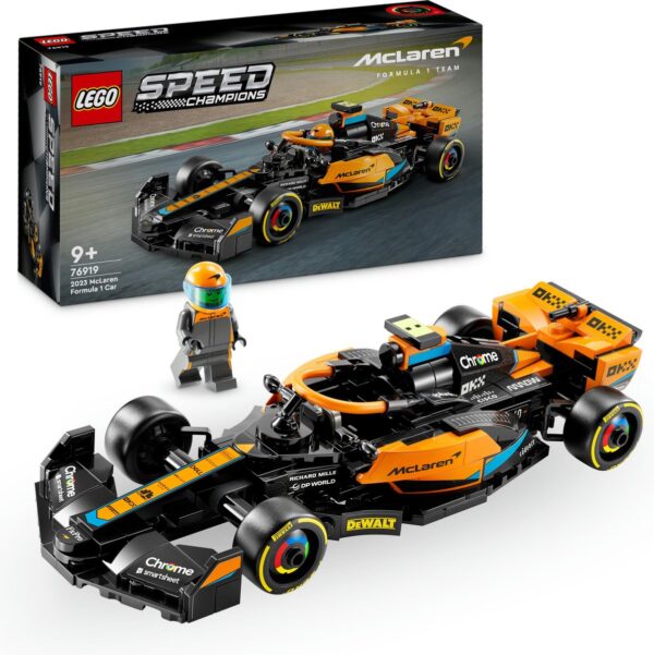 LEGO McLaren F1 auto met minifiguur en doos