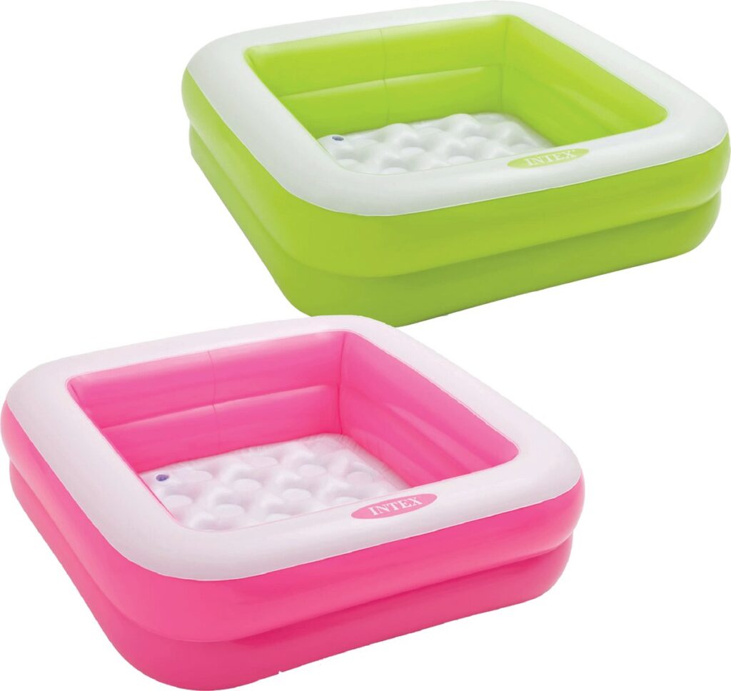 Opblaasbare kinderzwembaden, groen en roze, vierkant.