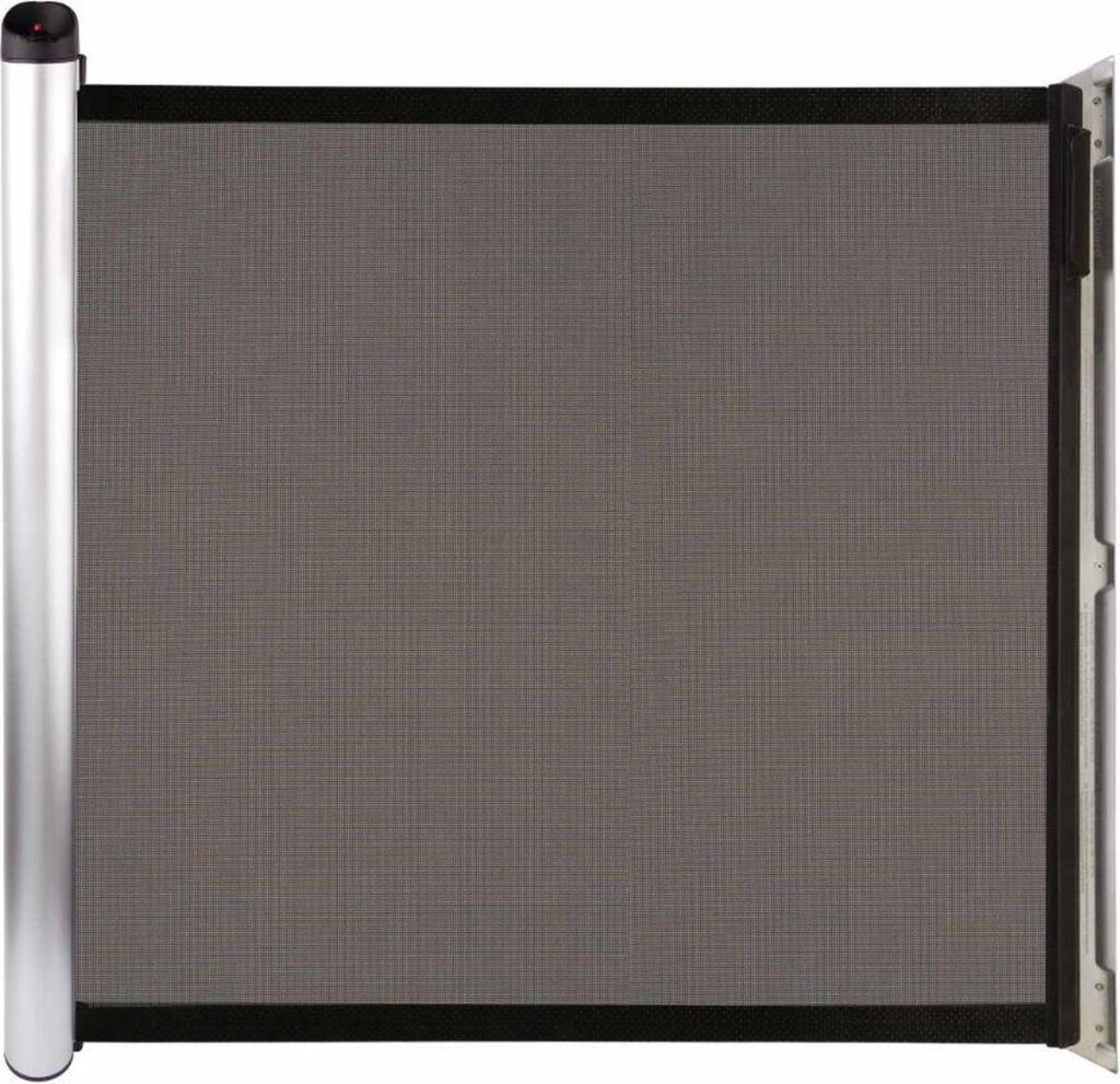 Sliding screen door with fine mesh