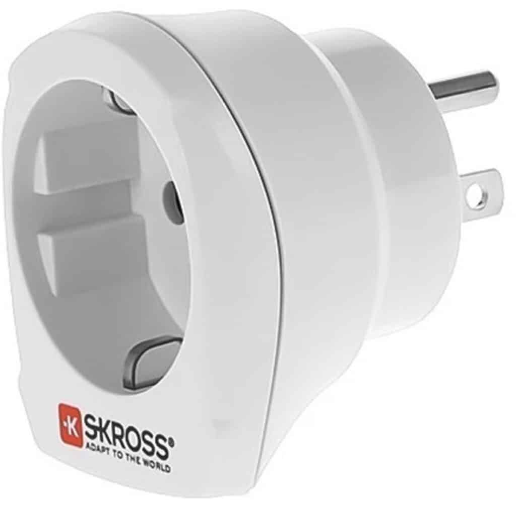 Witte internationale reisstekker met twee pinnen