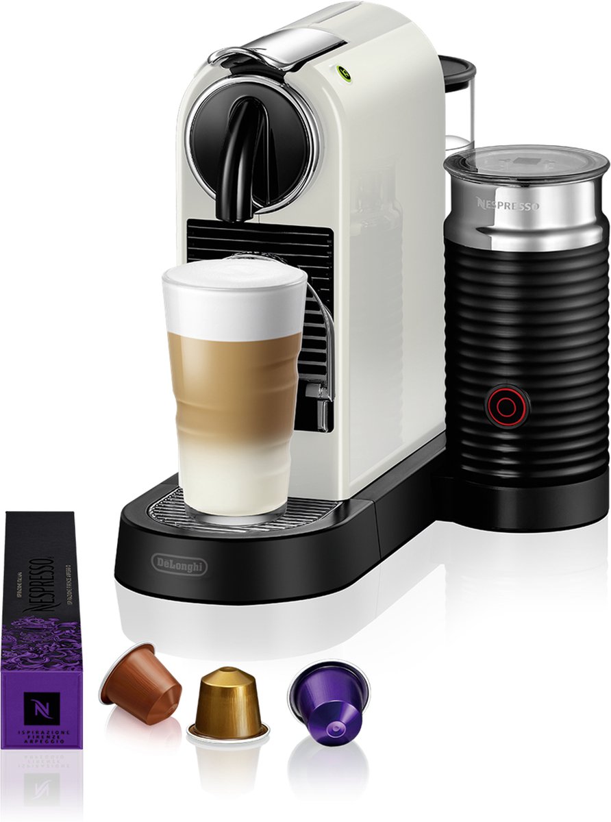 Nespresso koffiemachine met melkopschuimer en latte