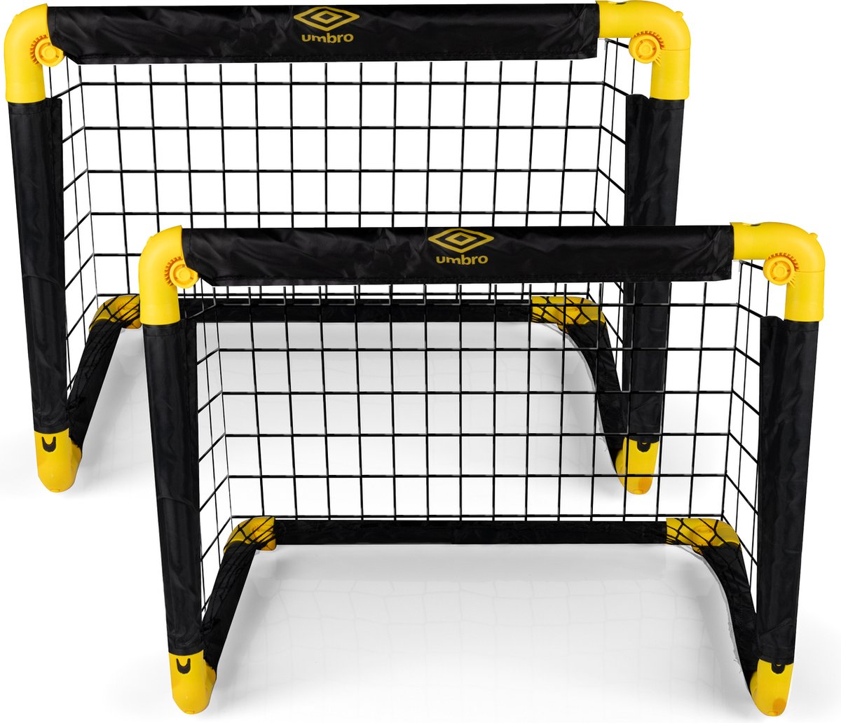 Twee zwarte en gele Umbro rebounders