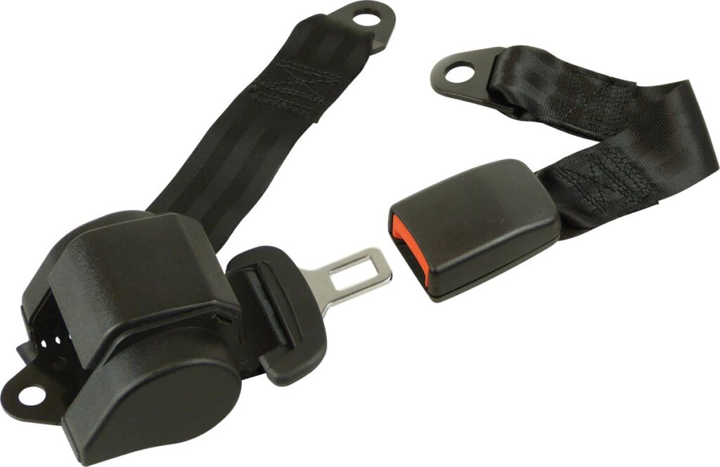 Zwarte autogordel met gesp en kliksluiting