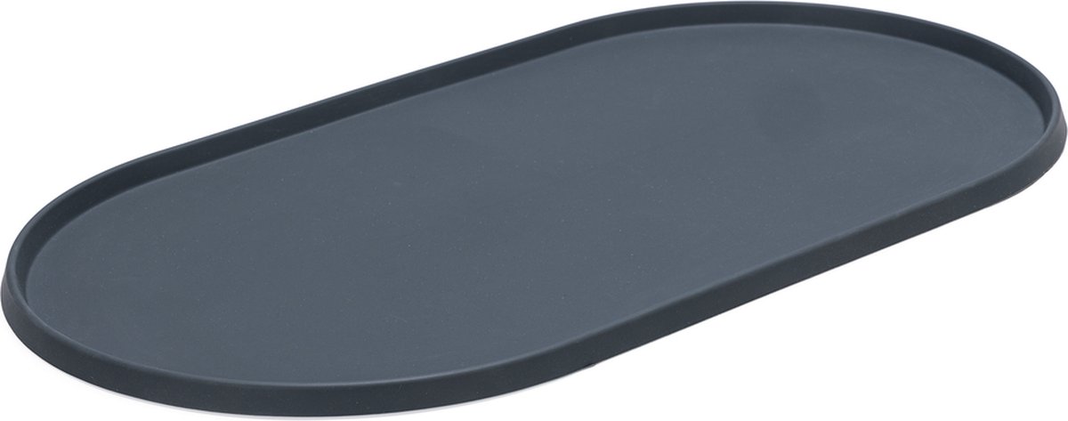 Zwarte ovale dienblad voor veelzijdig gebruik.