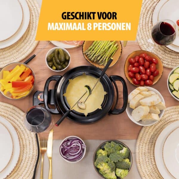 Fondueset met ingrediënten voor maximaal acht personen.