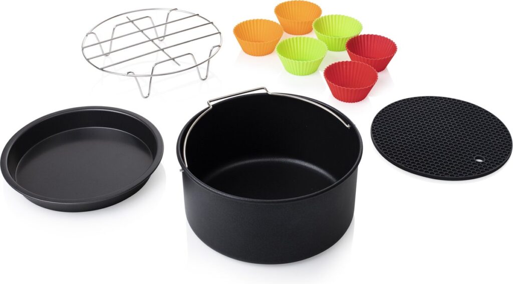 Airfryer accessoireset: bakvormen, rek, silicone muffinvormen.