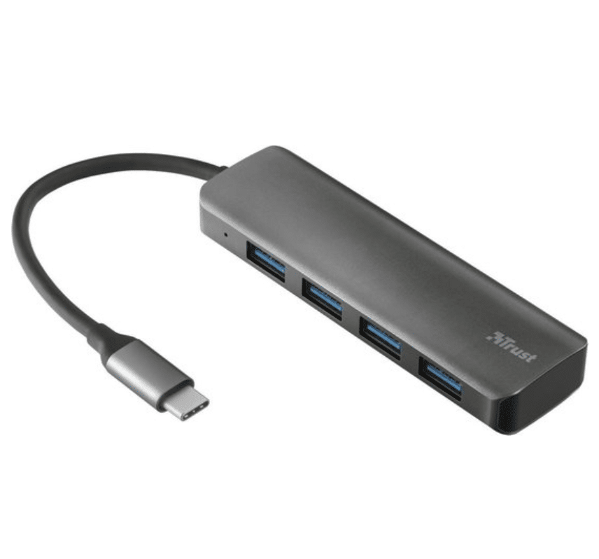 Zwarte USB-C hub met vier USB-poorten.