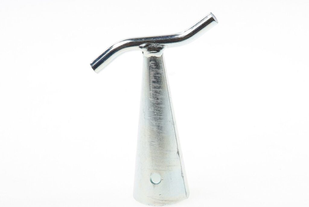 Metaal triplex instrument op witte achtergrond