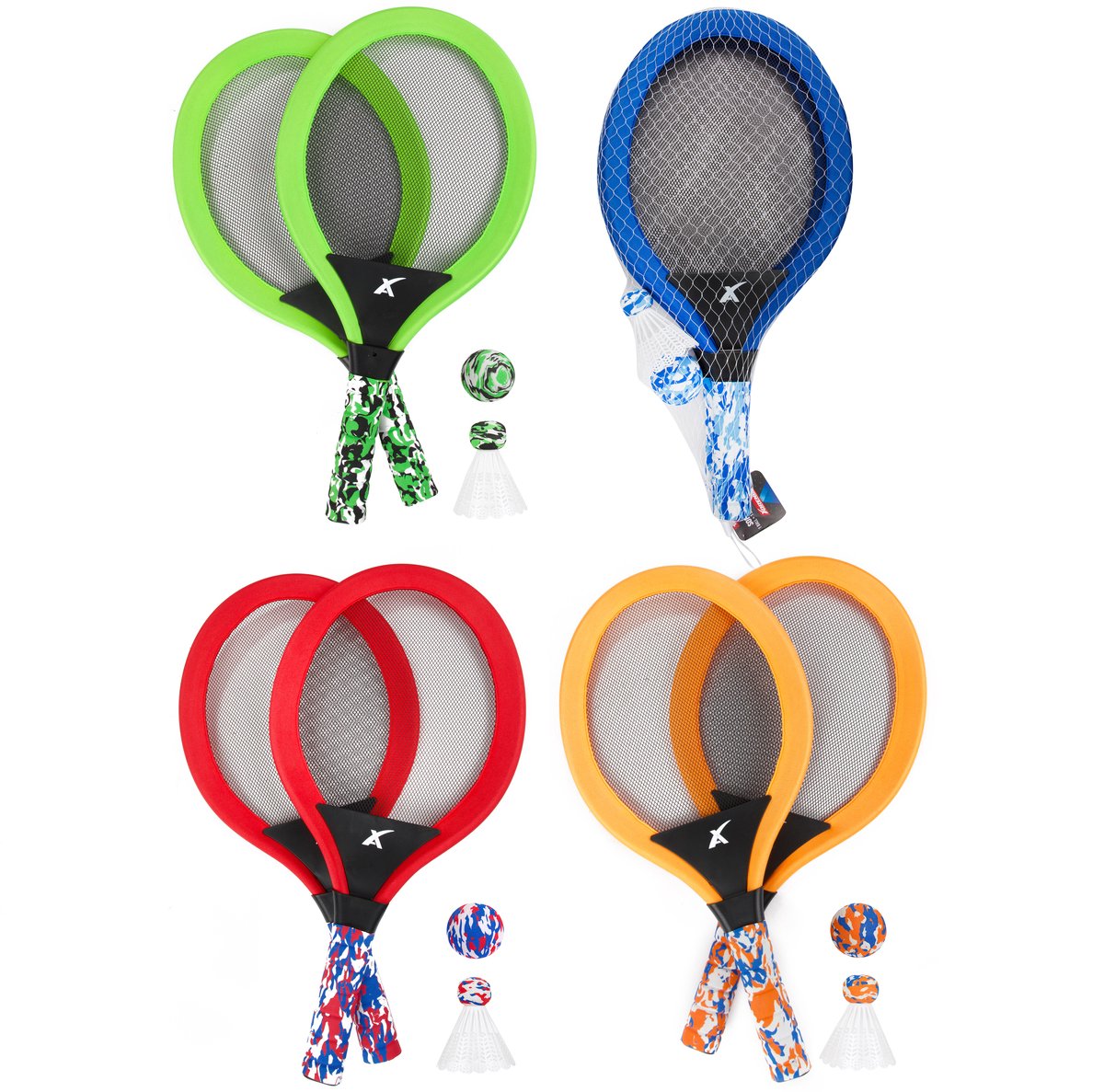 Kleurrijke badmintonsets met rackets en shuttles.