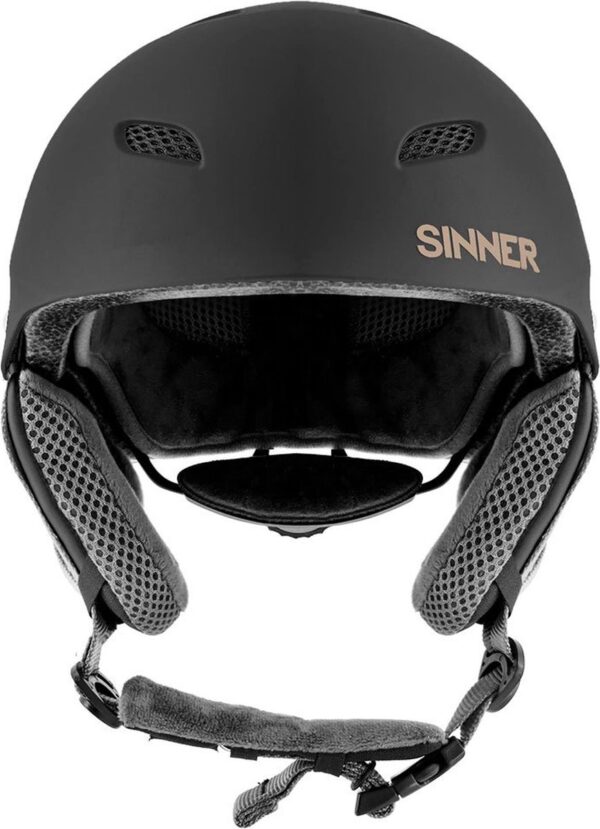 Zwarte skihelm met grijze voering en merknaam SINNER.