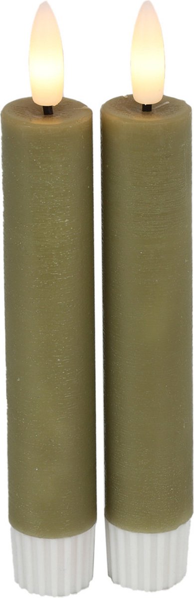 Twee groene kaarsen met LED-vlam