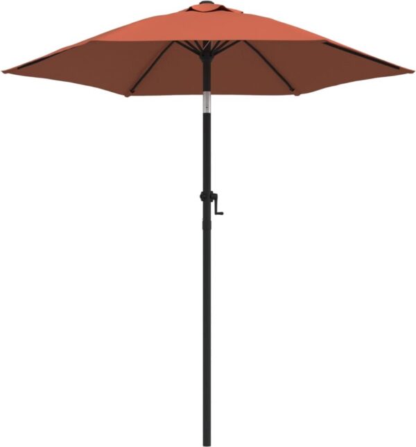 Oranje parasol met draaimechanisme op metalen staaf.