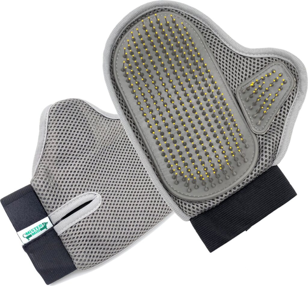 Gray grooming glove for pets with rubber nubs