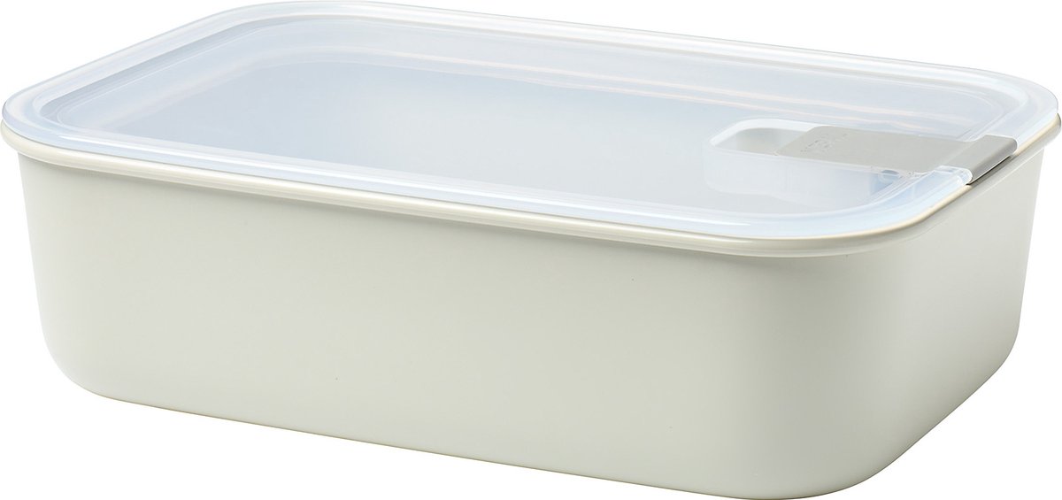 Rechthoekige plastic bewaardoos met transparante deksel.