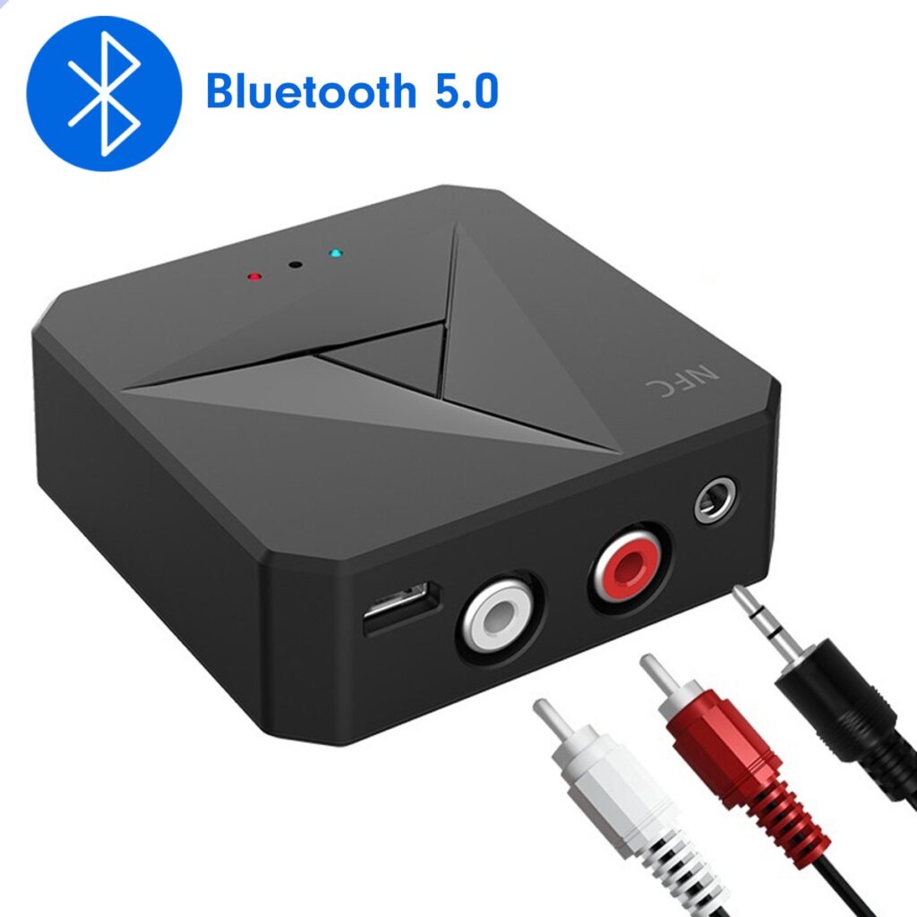 Bluetooth 5.0 audio-adapter met kabels.