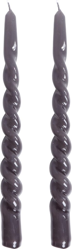 Twee gedraaide zwarte kaarsen