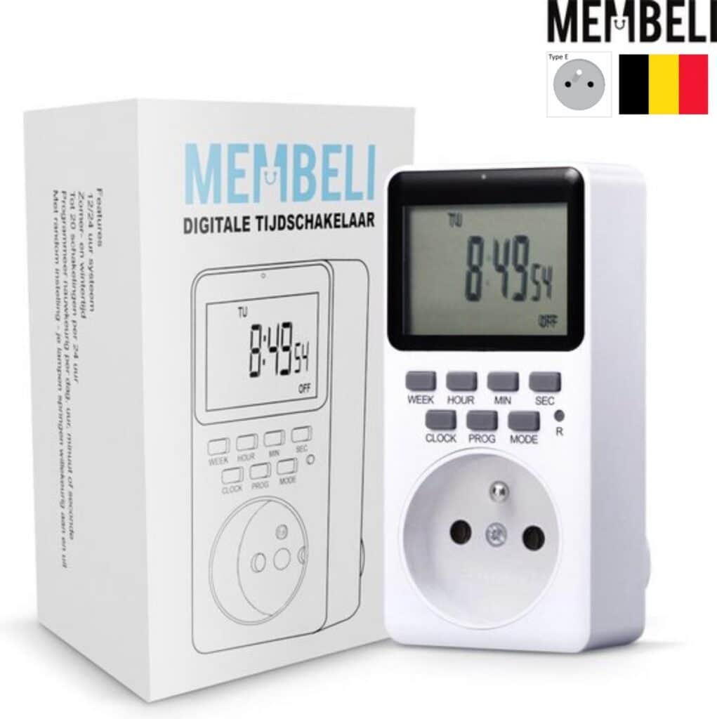 Digitale tijdschakelaar met display en knoppen.