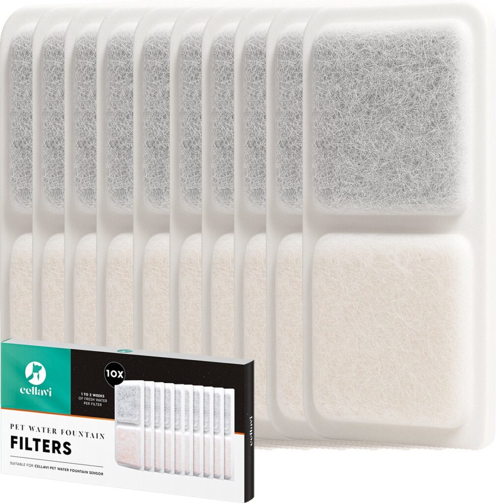 Tien waterfonteinfilters voor huisdieren.