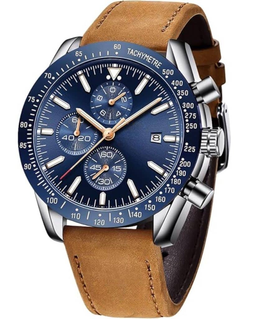 Stijlvol horloge met blauw uurwerk en leren band