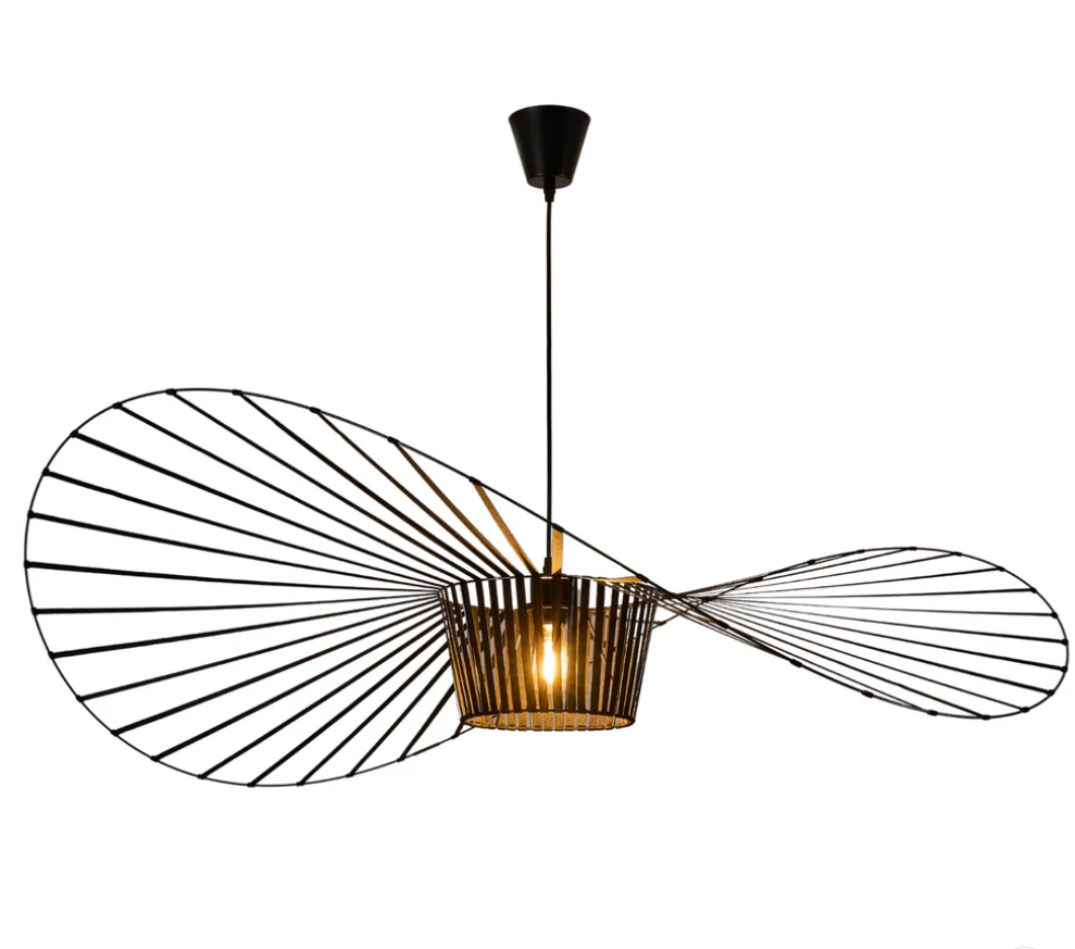 Moderne hanglamp met uniek vleugelontwerp, zwart metaal.